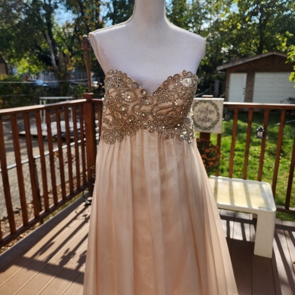 COLORS Beige Strapless Long Evening Dress size 14 - Picture 9 of 11